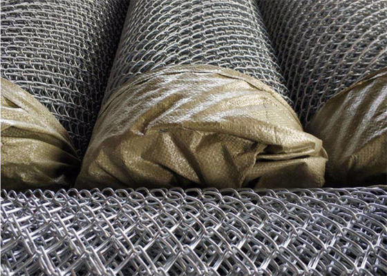 Fermeture à chaud à chaîne galvanisée à maillage en diamant